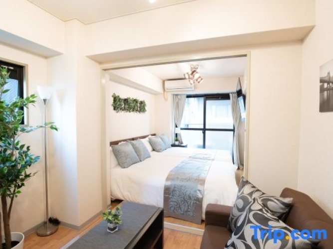 Quadruple Apartment