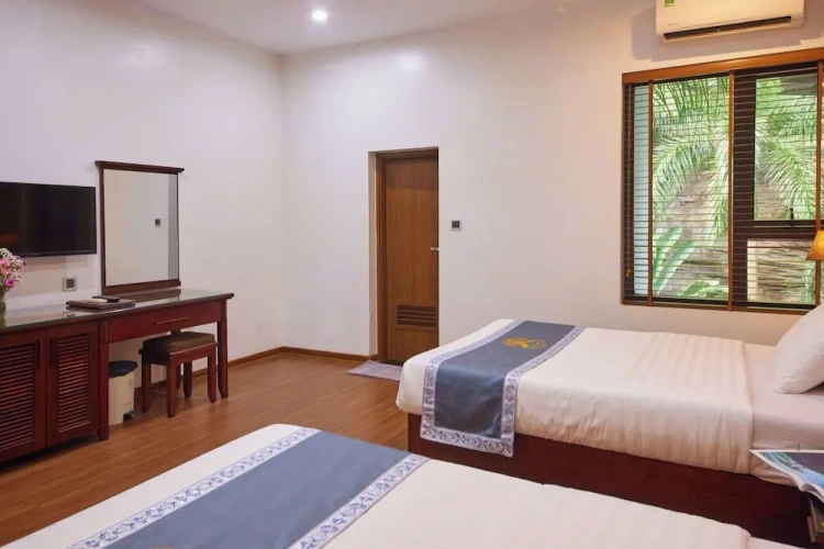 Premium Triple room