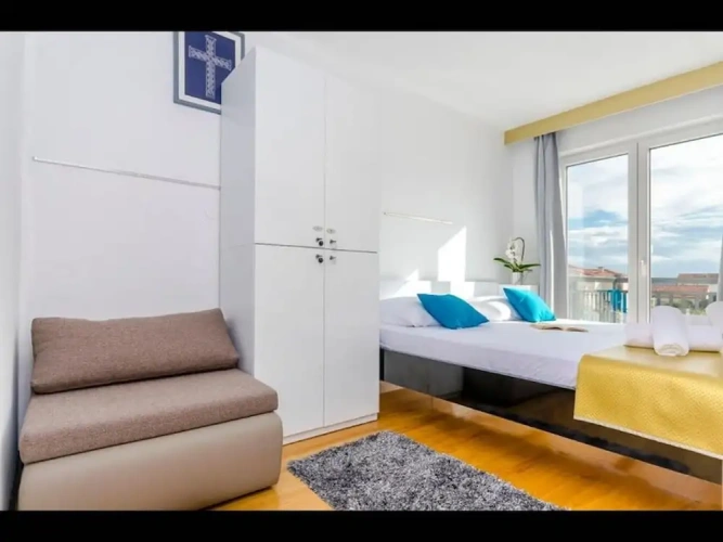 1 Bedroom Standard room with balcony and with city view