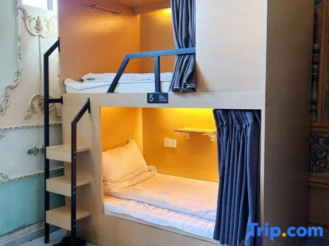 Bed in Dorm (female dorm)