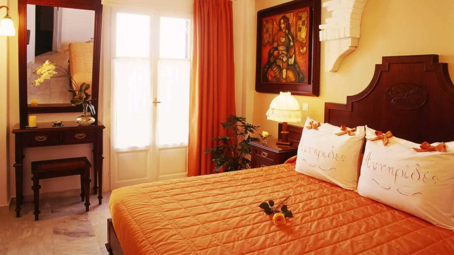 Antirides Hotel