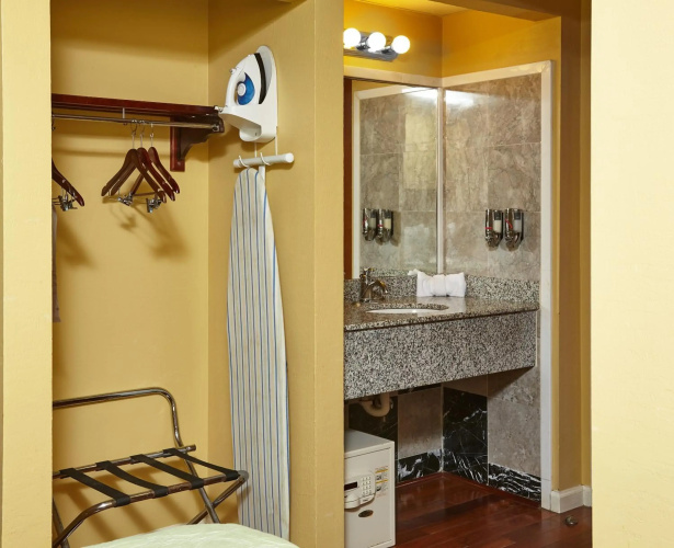 Ocean Inn and Suites