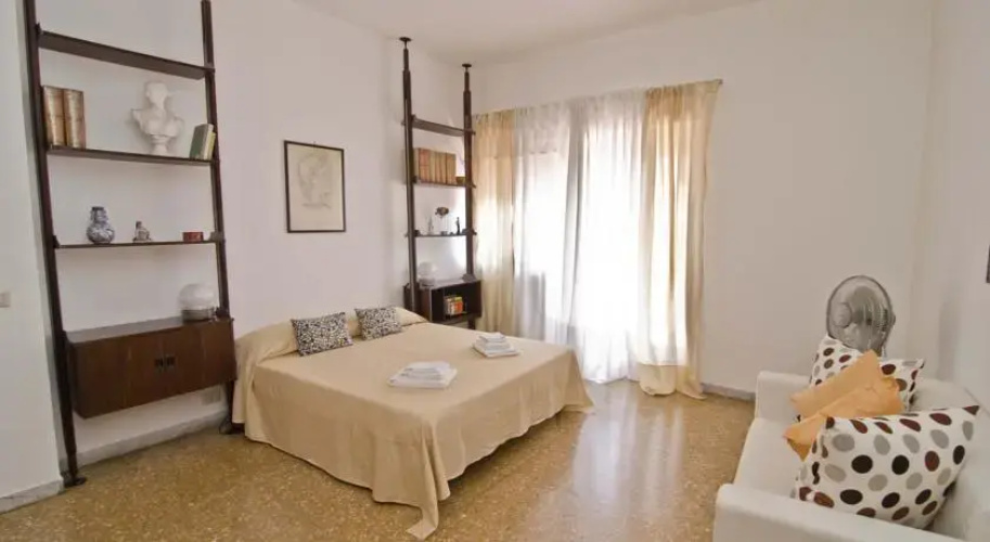 La Dolce Vita In BB