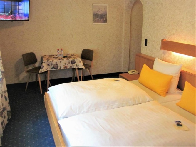 Standard Double room with garden view