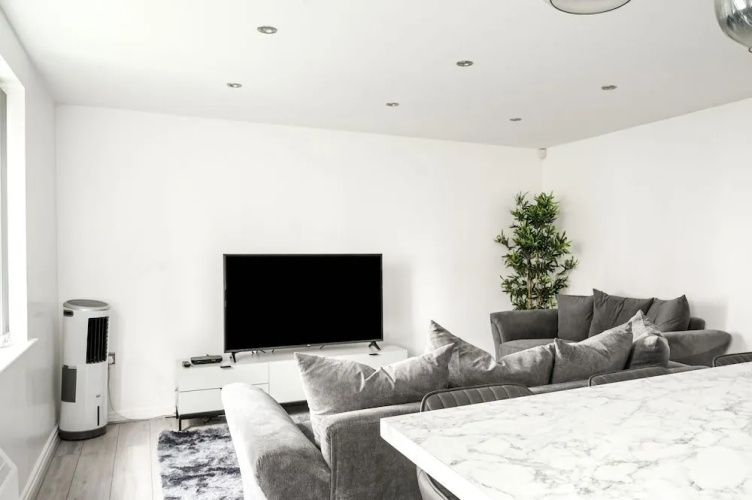 Discovery Suites