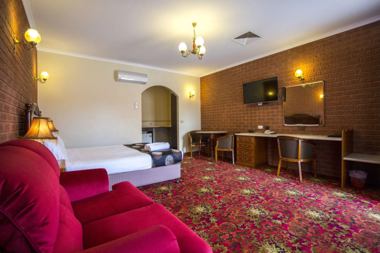 Meramie Motor Inn