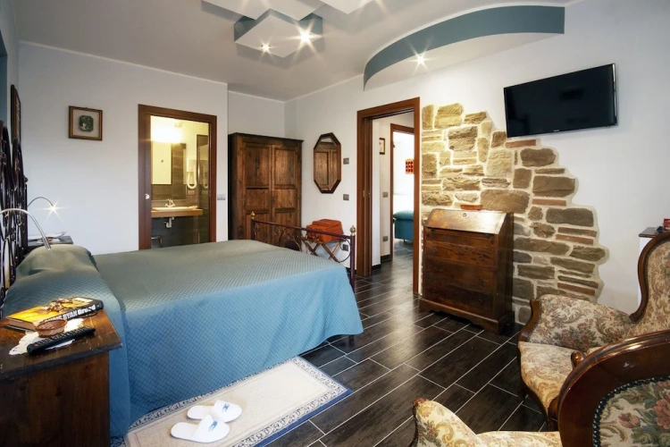 2 Bedrooms Executive Suite with garden view