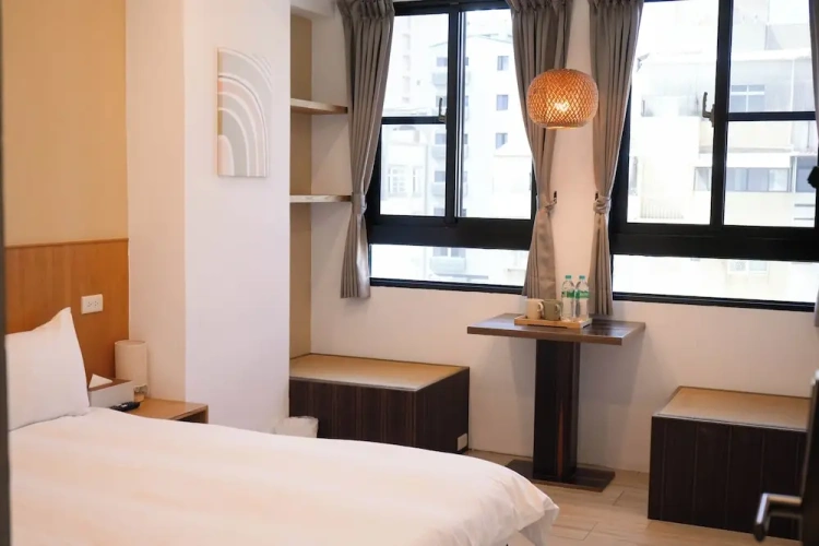 Superior Double room with city view