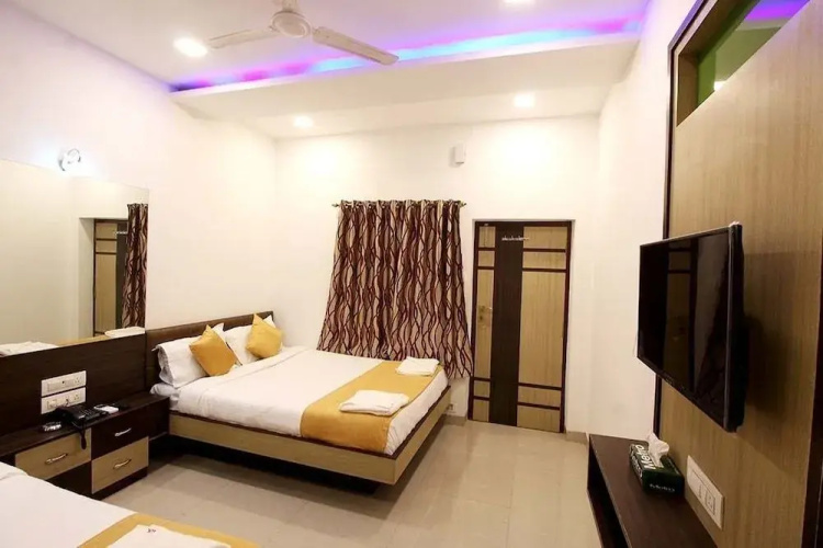 Hotel Golden Residency