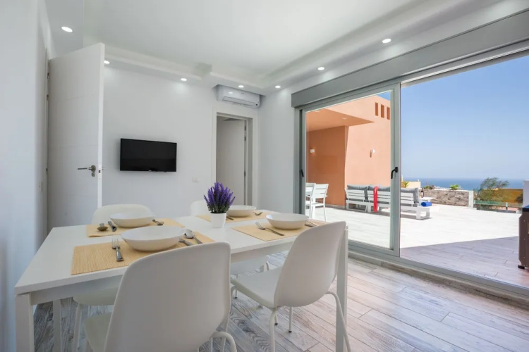 Villa Andrea, Ocean View, Heated Pool