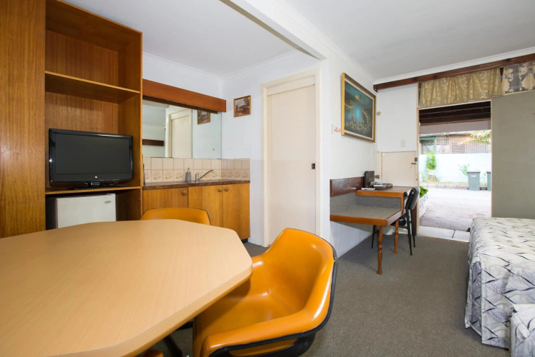 Eden Nimo Motel