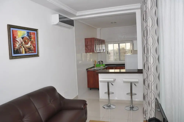 Rosalie's Suites