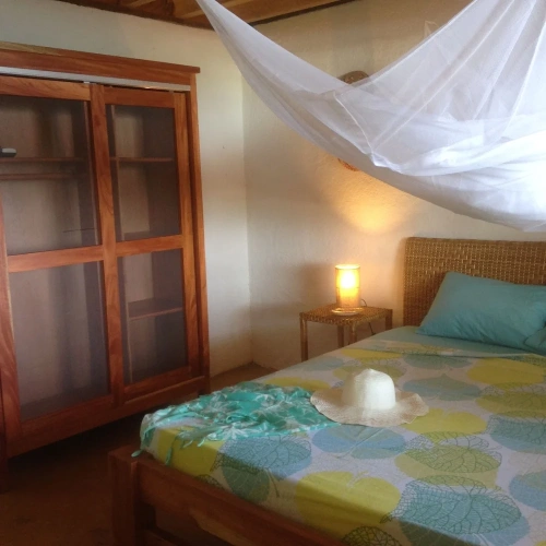 Standard Triple room with sea view