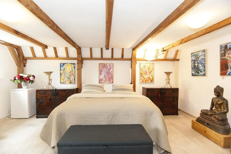 Bed & Breakfast of Art