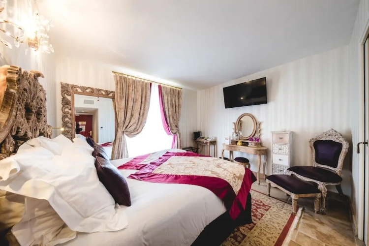Classic room