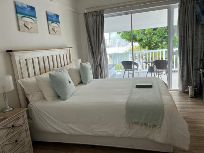 Suite with balcony