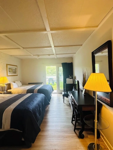 Standard Quadruple room beachfront