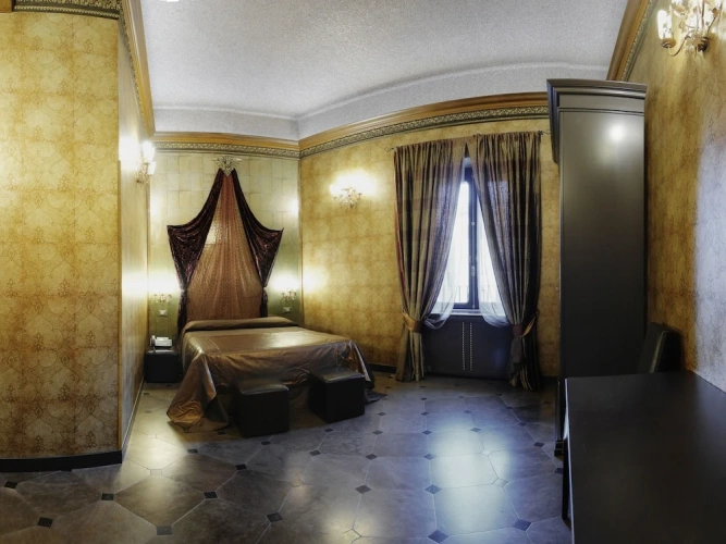 Standard Double room with city view