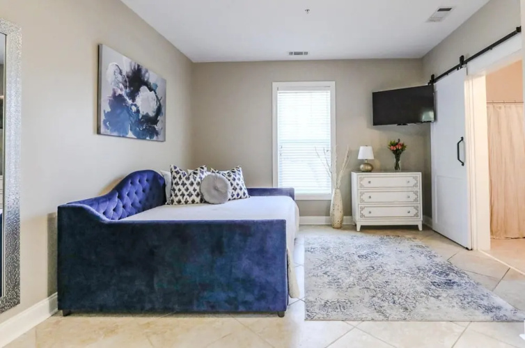 Trendy Blue Studio 10 Min to All Myrtle Beach
