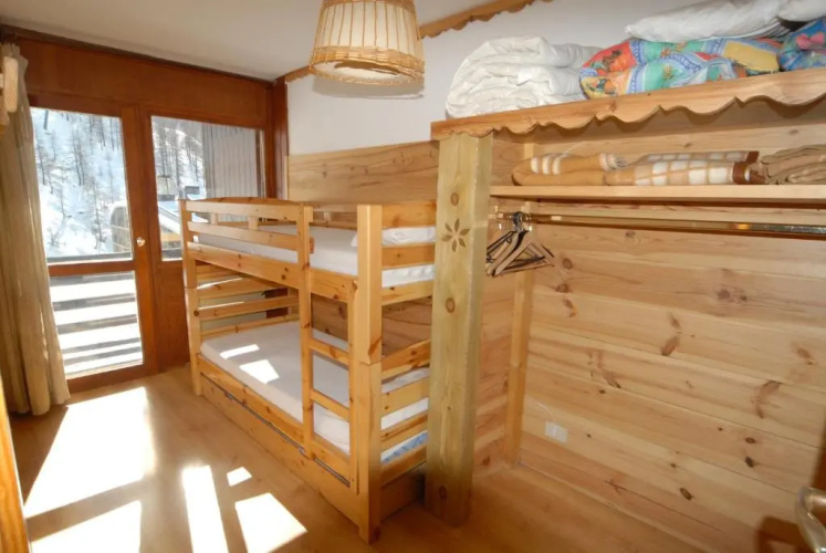 Cromotherapy Apartment