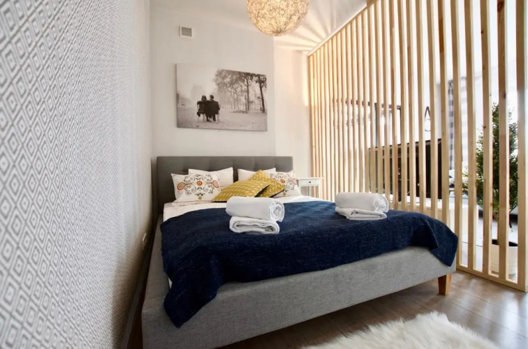 7 Koron Apartments