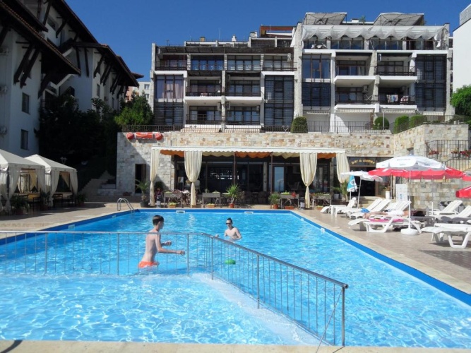 2 Bedrooms Double Apartment with sea view