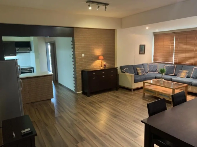 2 Bedrooms Apartment