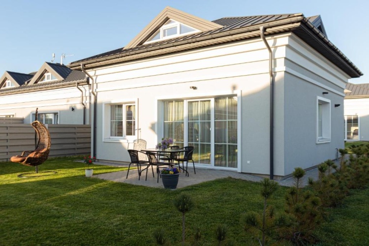 3 Bedrooms Double Cottage
