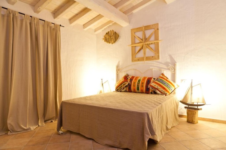 2 Bedrooms Cottage