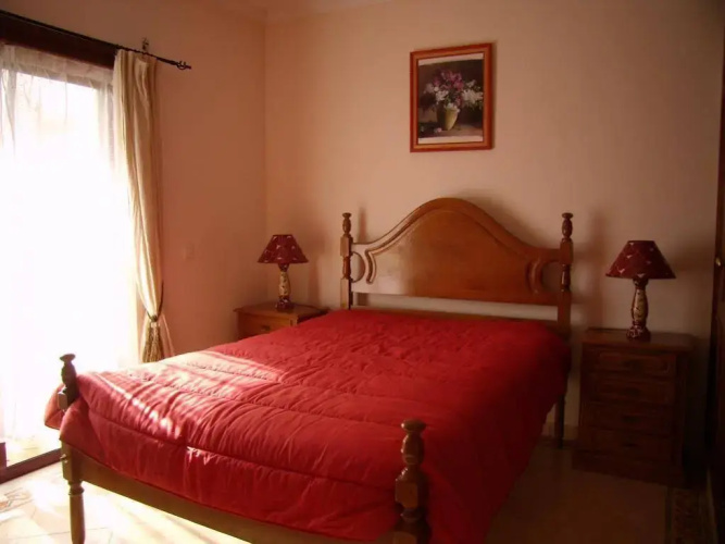 Residence 1000 Roses