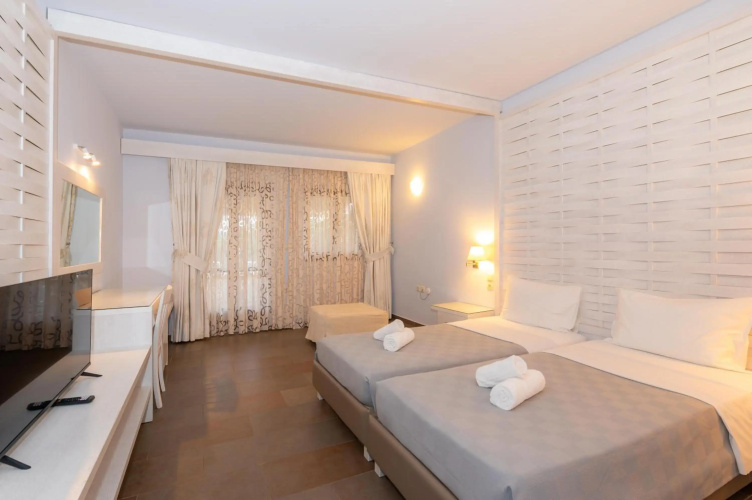 Aktaion Resort