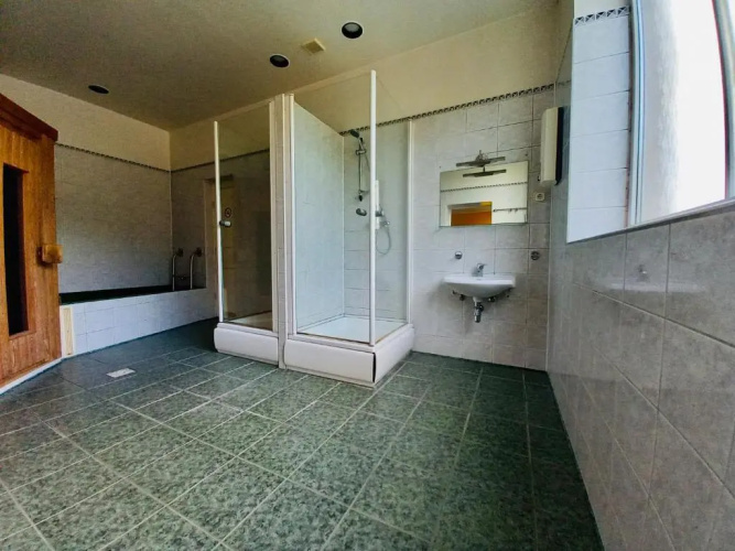 Hostelis R27
