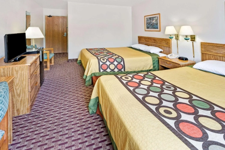 Standard Quadruple room