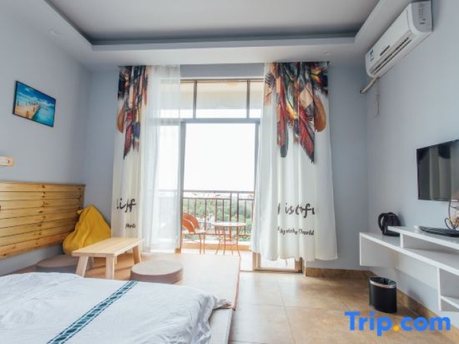Standard room with balcony and with sea view