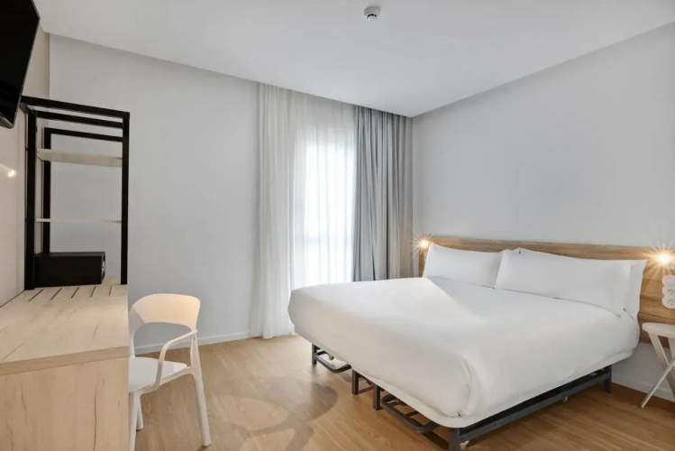 B&B HOTEL Leiria