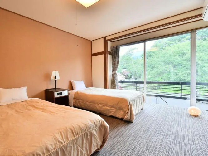 Alpine Route Hotel