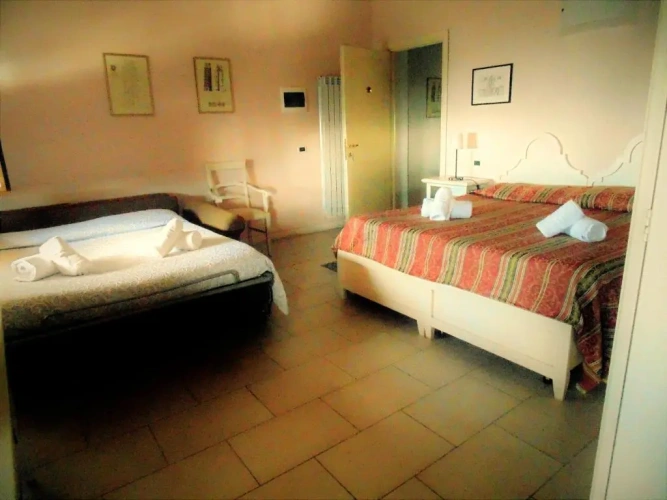 Standard Quadruple room