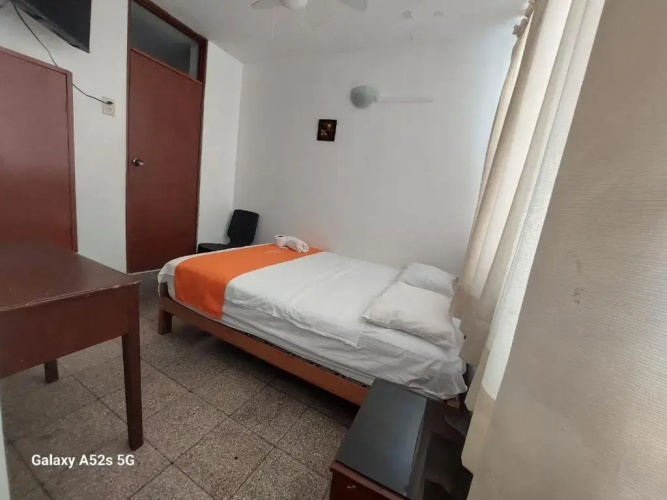 Suite Plaza Hostal