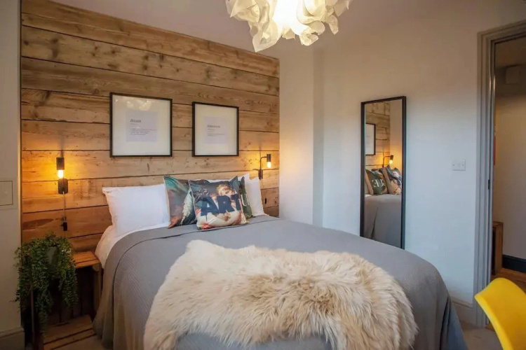 Cabot Mews Apartments