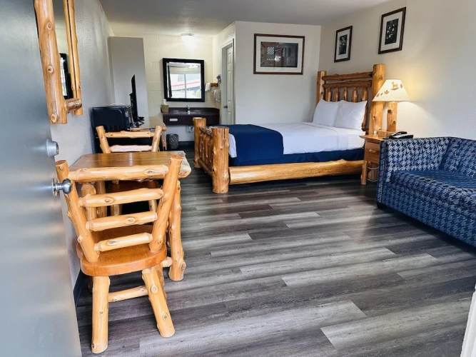 1 Bedroom Suite