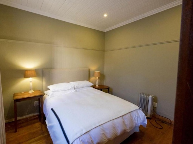 3 Bedrooms Cottage