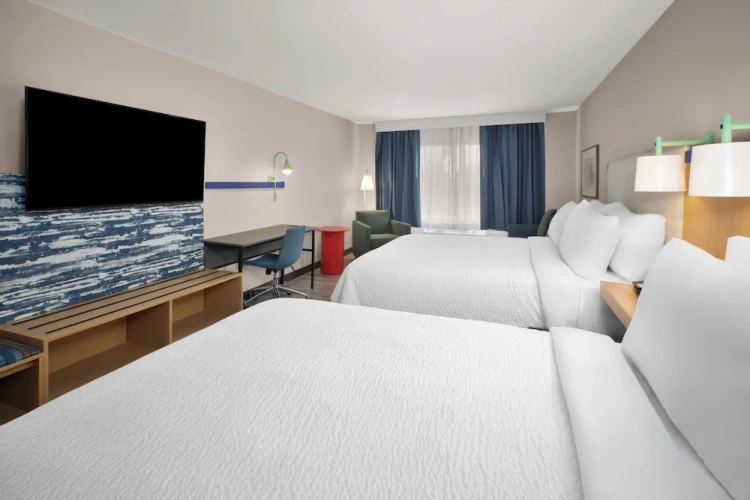 Quadruple Suite