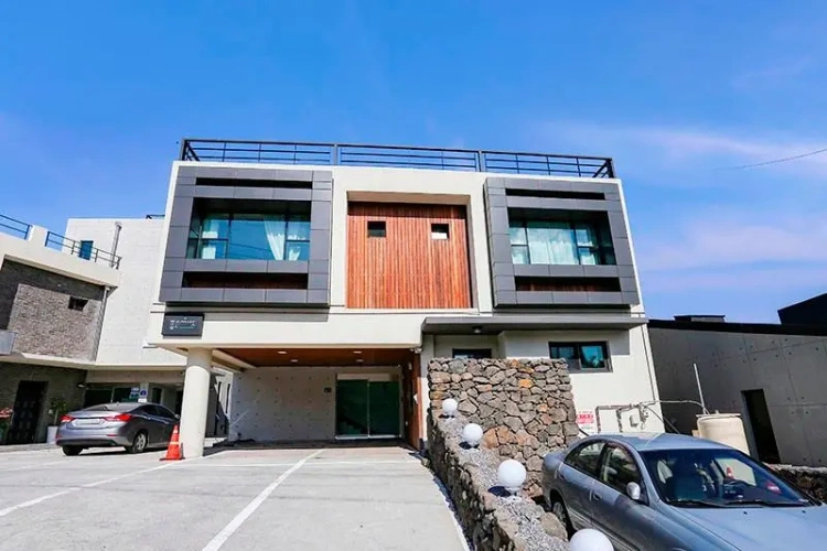 Double Cottage with ocean view