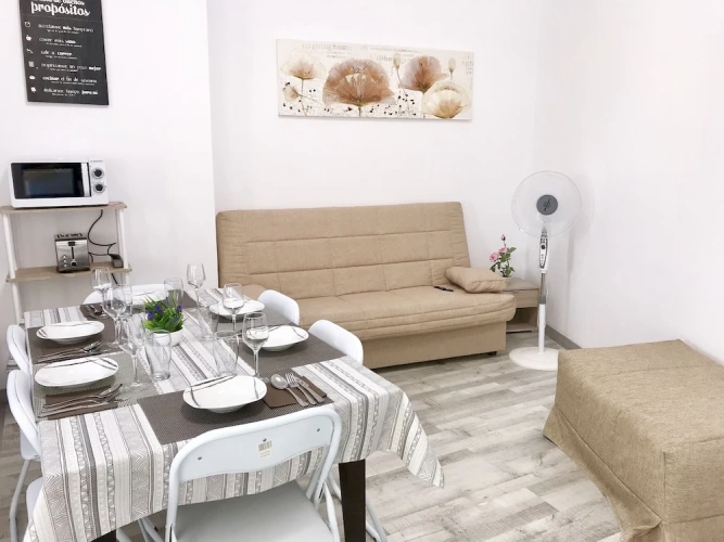 3 Bedrooms Apartment