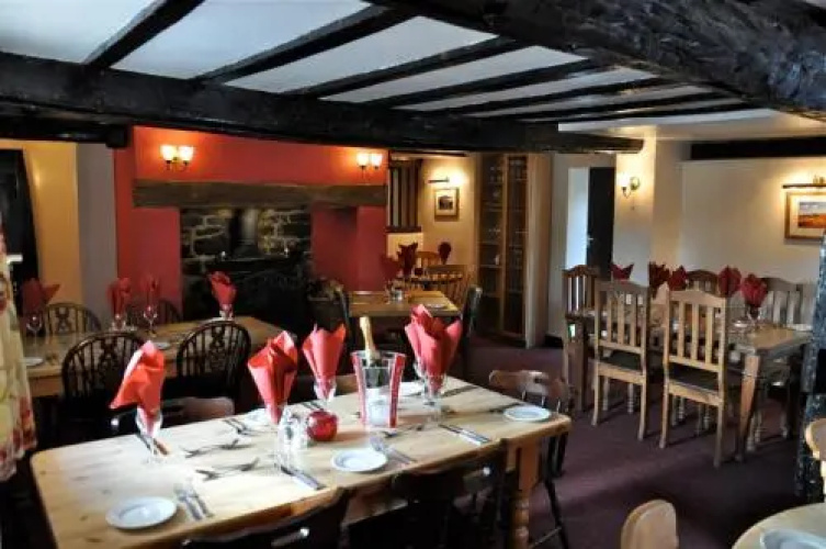 Bottle & Glass Inn