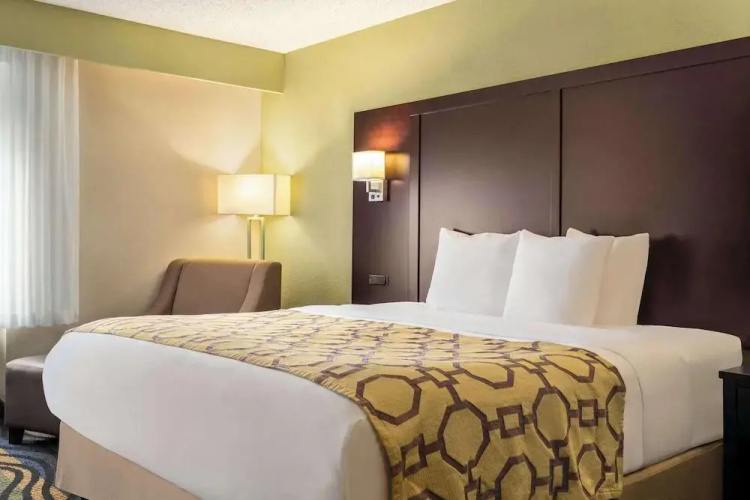 Quality Inn