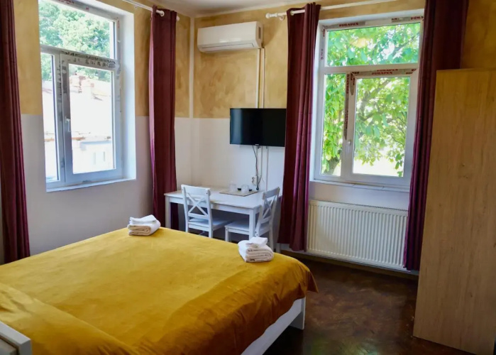 Alfredo Hostel