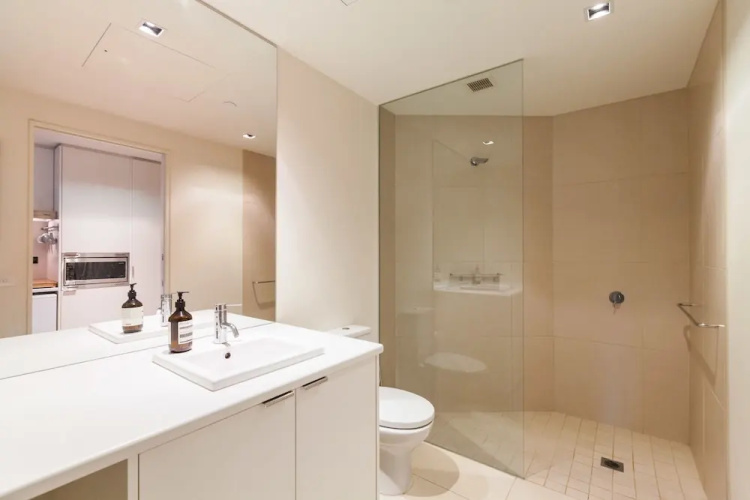 Celeste - Beyond a Room Private Apartments