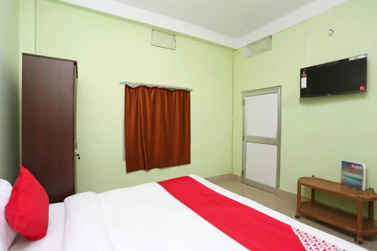 OYO 22561 Somnath Rest House
