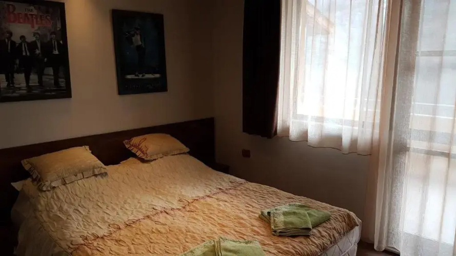 Yana Apartments